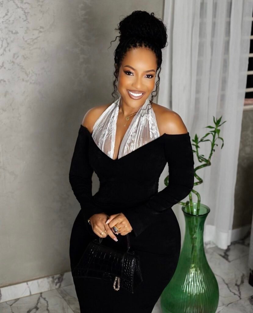 Joselyn Dumas lights up Instagram with a stunning all-black outfit ...